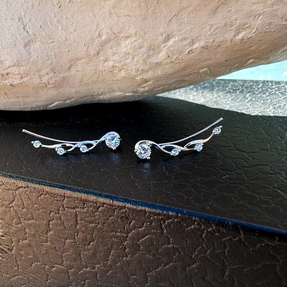 Infinity ear climbers with CZ diamonds - Sterling Silver 925 - Picture 2 of 5